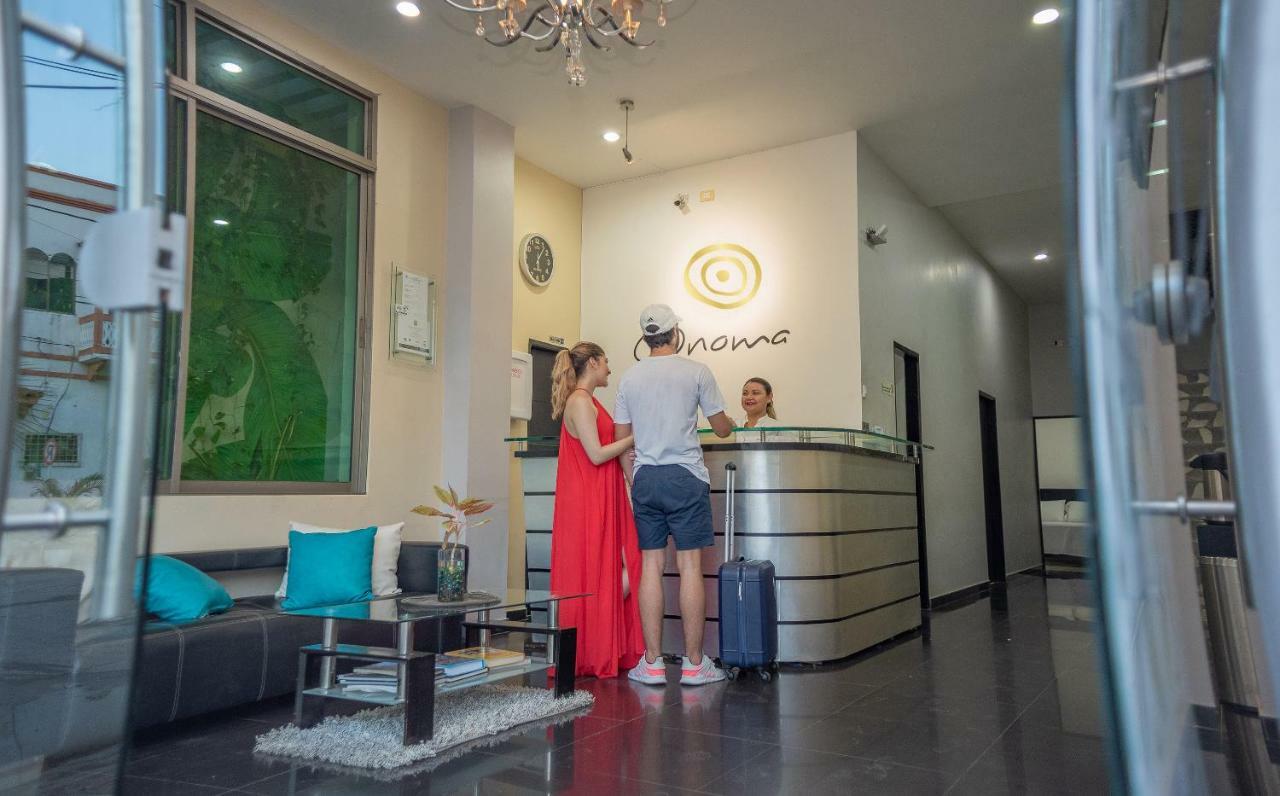 Onoma Hotel Lorica Luaran gambar