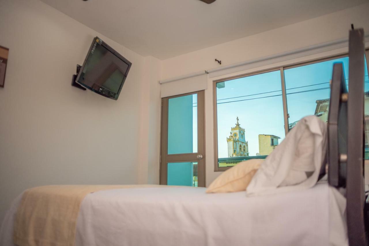 Onoma Hotel Lorica Luaran gambar