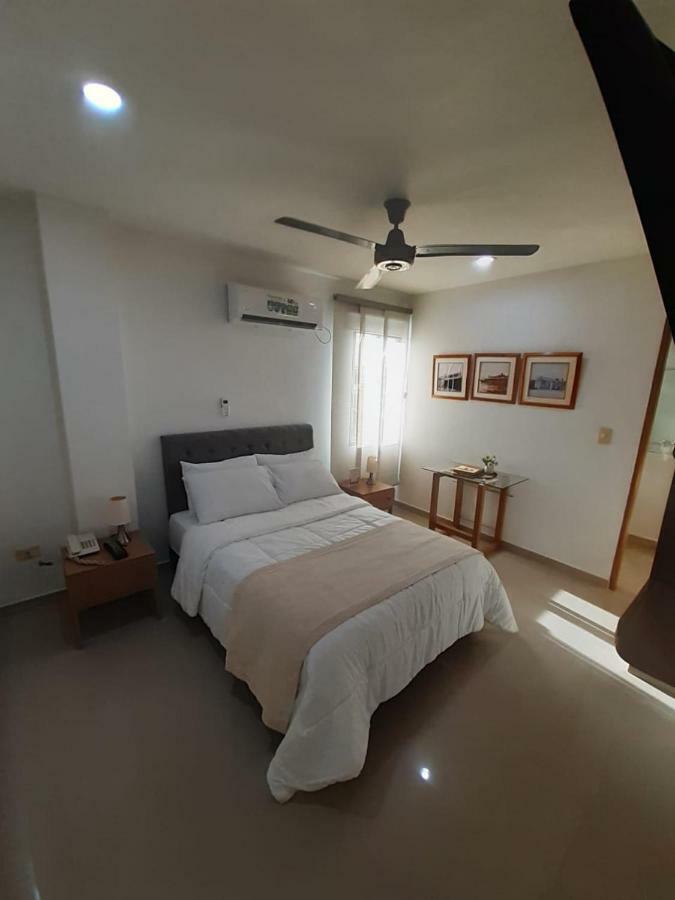Onoma Hotel Lorica Luaran gambar