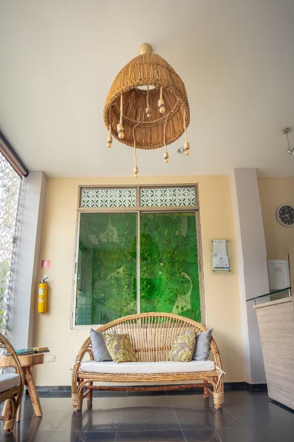 Onoma Hotel Lorica Luaran gambar